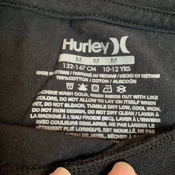 Boys long sleeve tshirt. Hurley size Medium - Picture 2 of 2